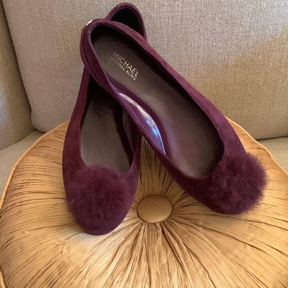 Beautiful Suede Flats!